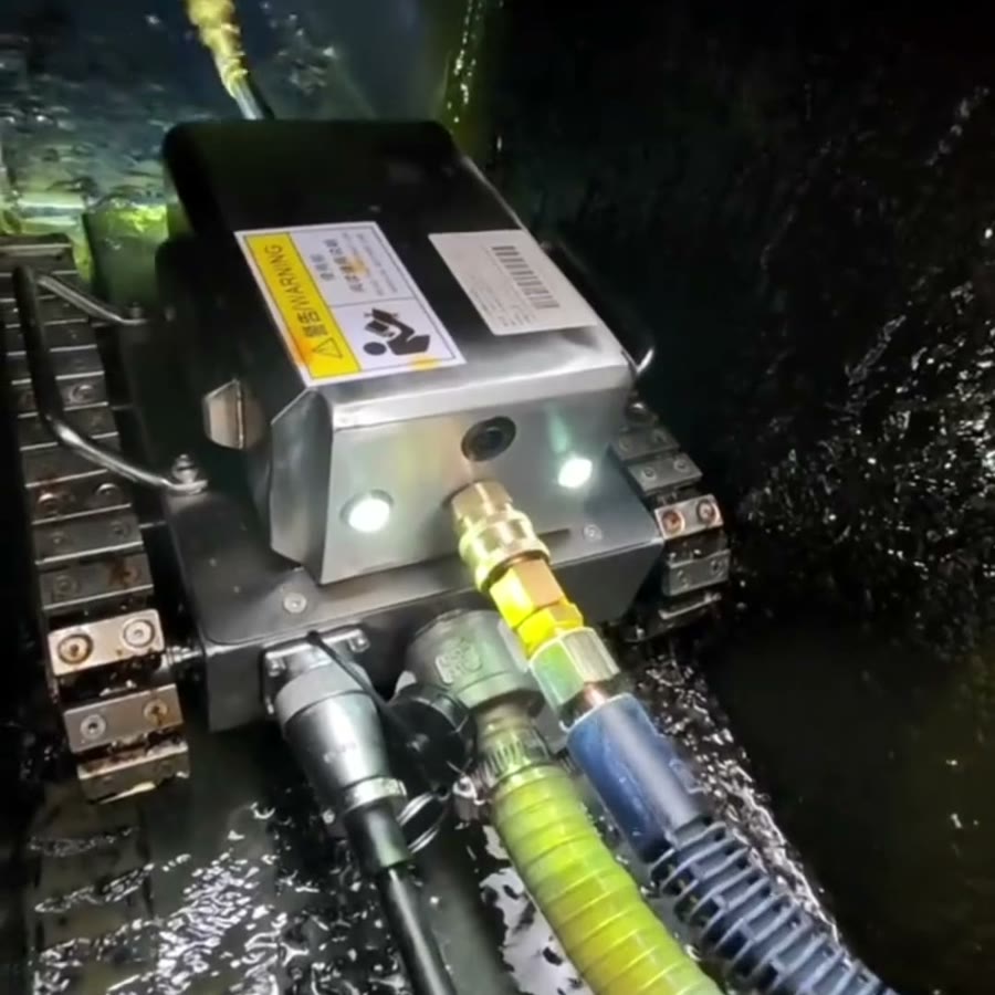 Robotik temizleme başlığı kanal içinde